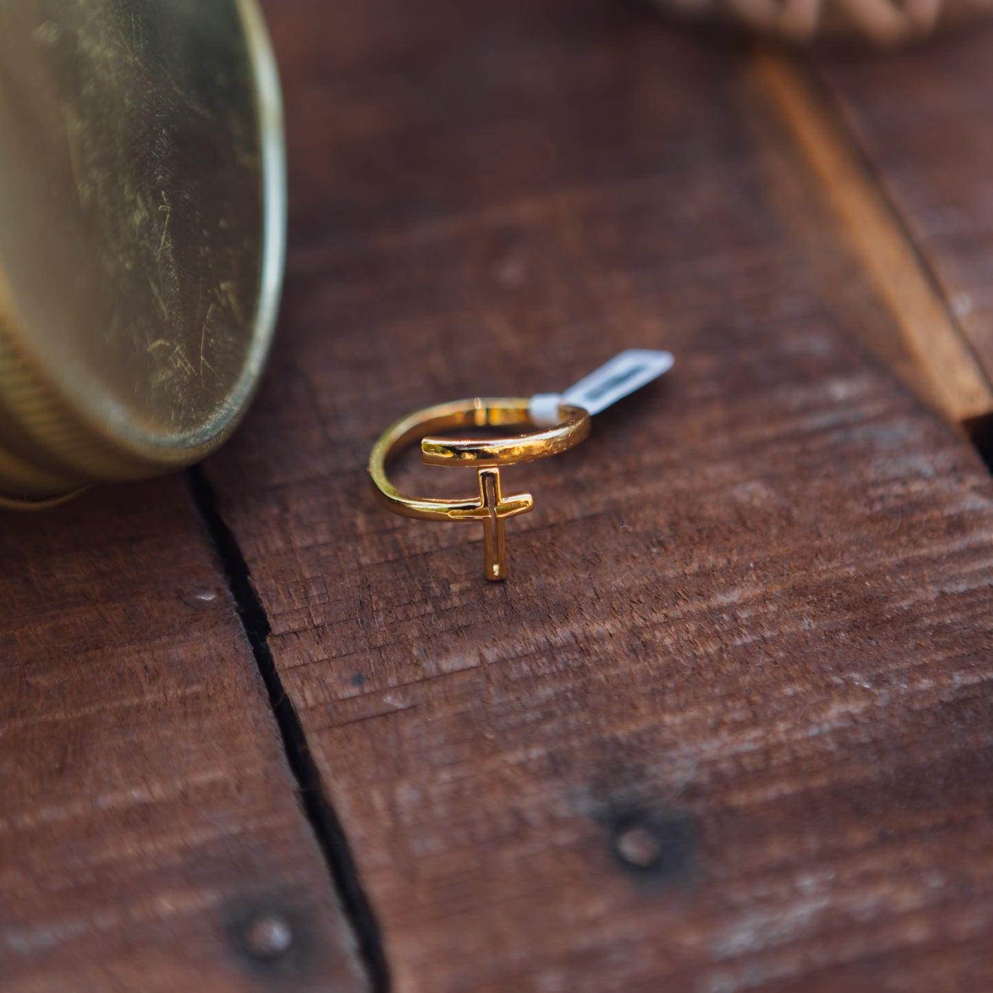 Cutout Cross Ring