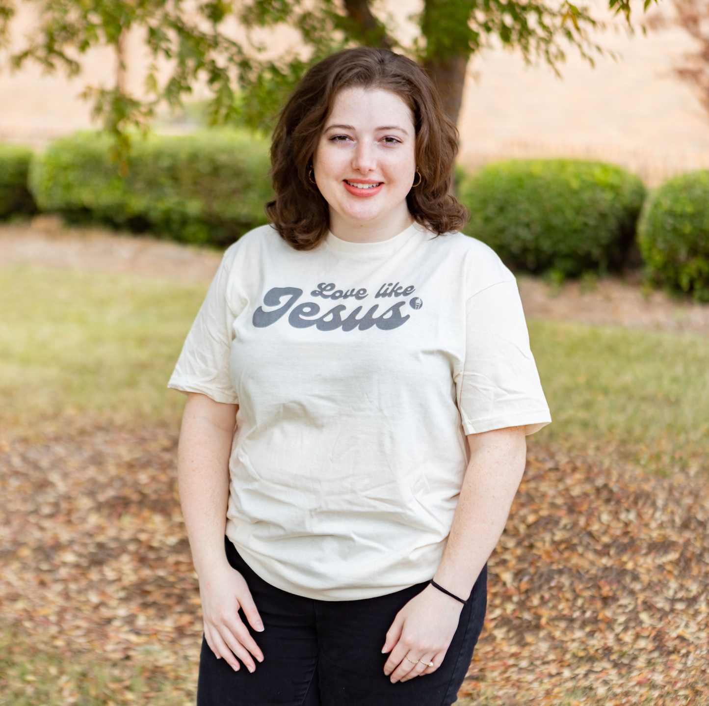 Love Like Jesus Tee