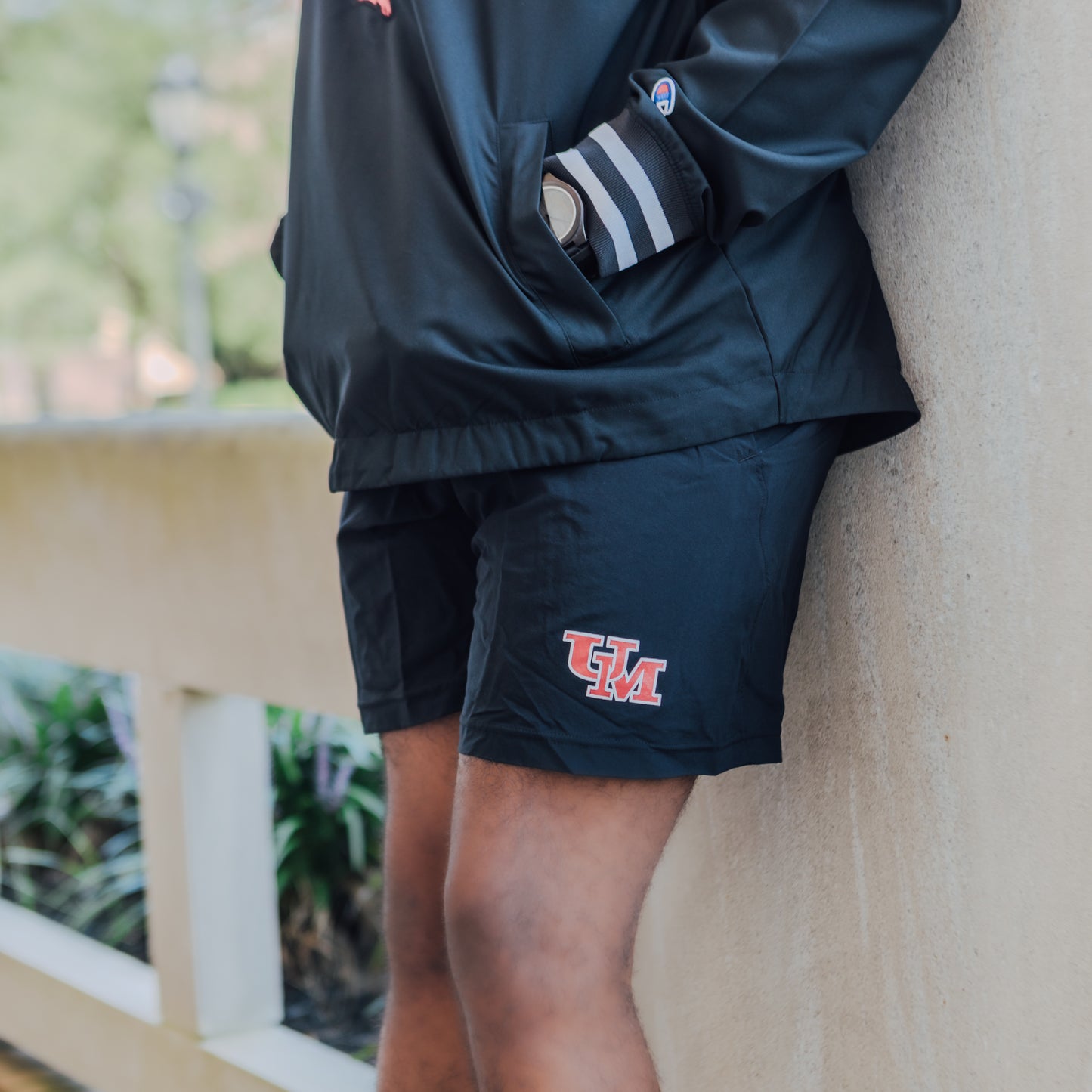 Men's Woven UA Shorts